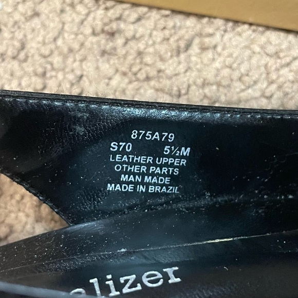 Naturalizer Leather Upper Black Slingback Peep Toe Pumps Women’s 5.5M Low-Heel - Picture 2 of 7